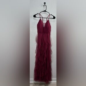 Social Couture Women's Burgundy Ruffled Tiered Maxi Dress Formal Sz 1/2 No Belt